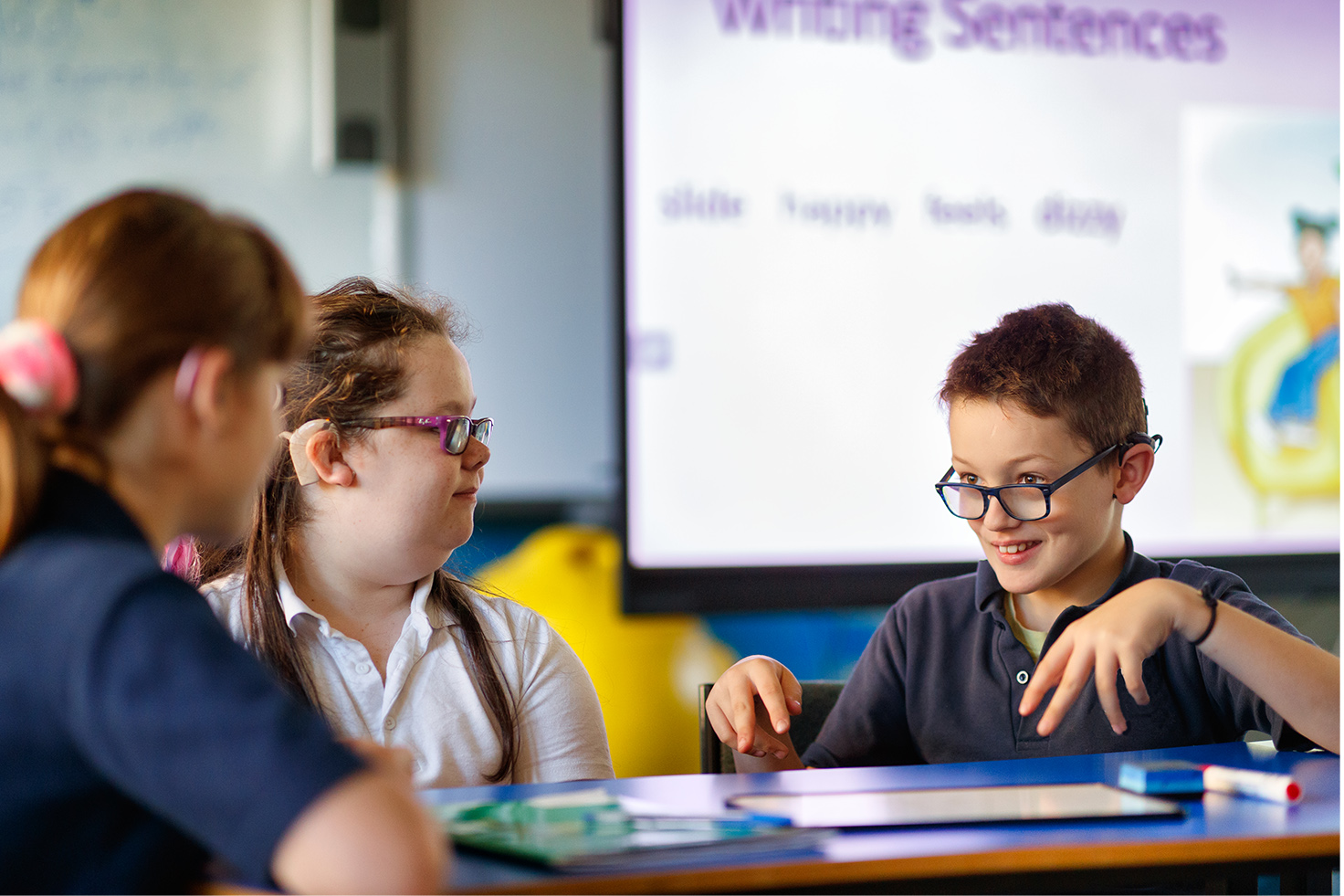 Language and Communication Access for Deaf and Hard of Hearing Children